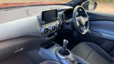 Nissan Juke 1.0 DiG-T 114 N-Connecta 5dr Petrol Hatchback